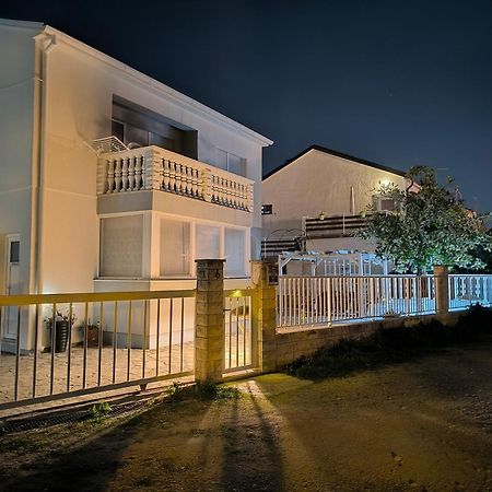 Diklo Beach Apartments Robert & Renata Zára Kültér fotó