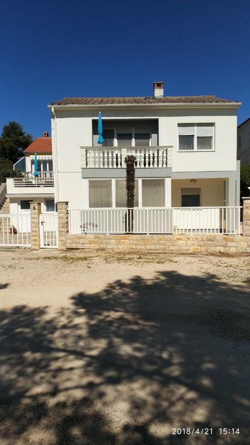 Diklo Beach Apartments Robert & Renata Zára Kültér fotó
